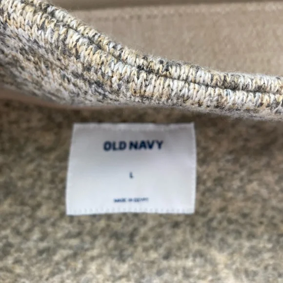 Full zip - Picture 2 of 3